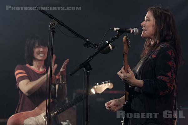 THE BREEDERS - 2017-10-27 - PARIS - Gaite Lyrique - Kim Deal - Kelley Deal